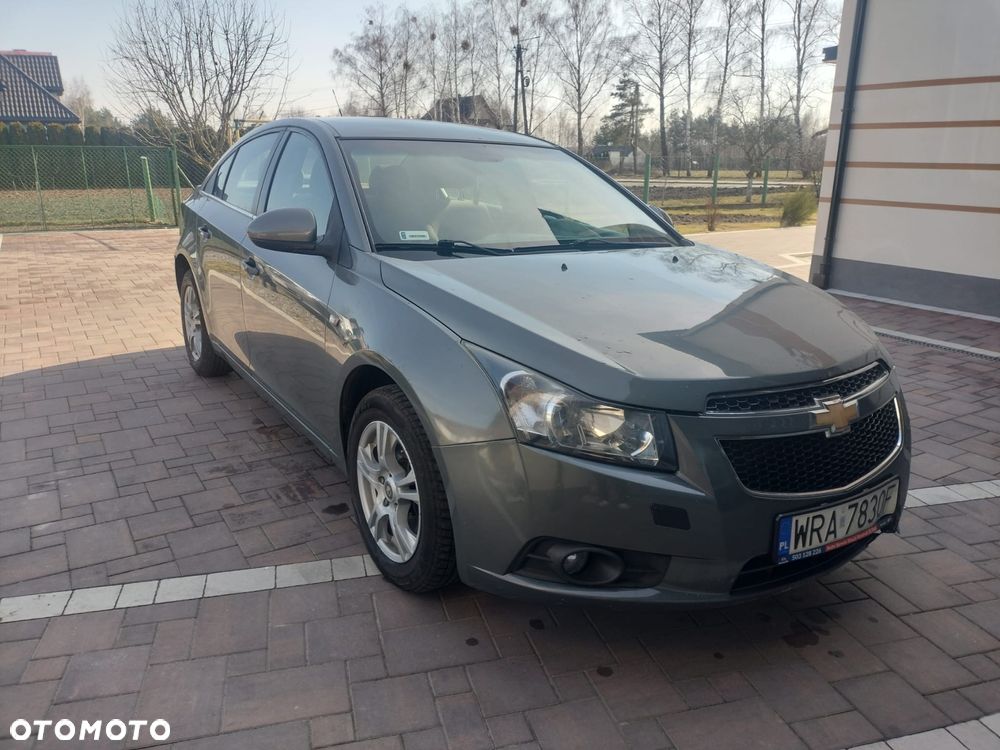 Chevrolet Cruze - 1