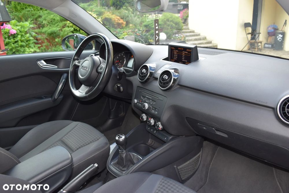 Audi A1 3-drzwiowe 1.4 TFSI S line edition - 11