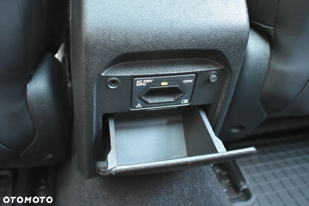 Peugeot 308 2.0 HDi Allure - 19