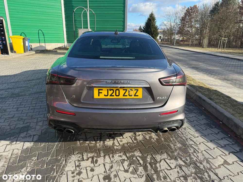 Maserati Ghibli S GranSport - 8