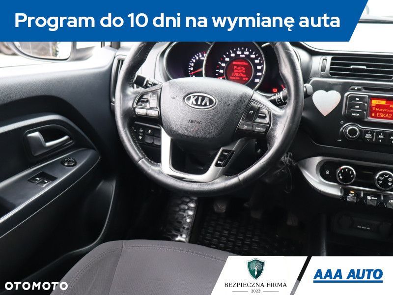 Kia Rio - 9