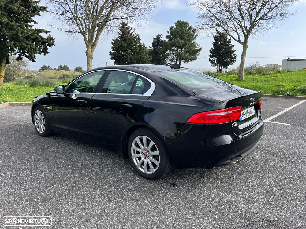 Jaguar XE 2.0 D Prestige AWD Aut. - 24