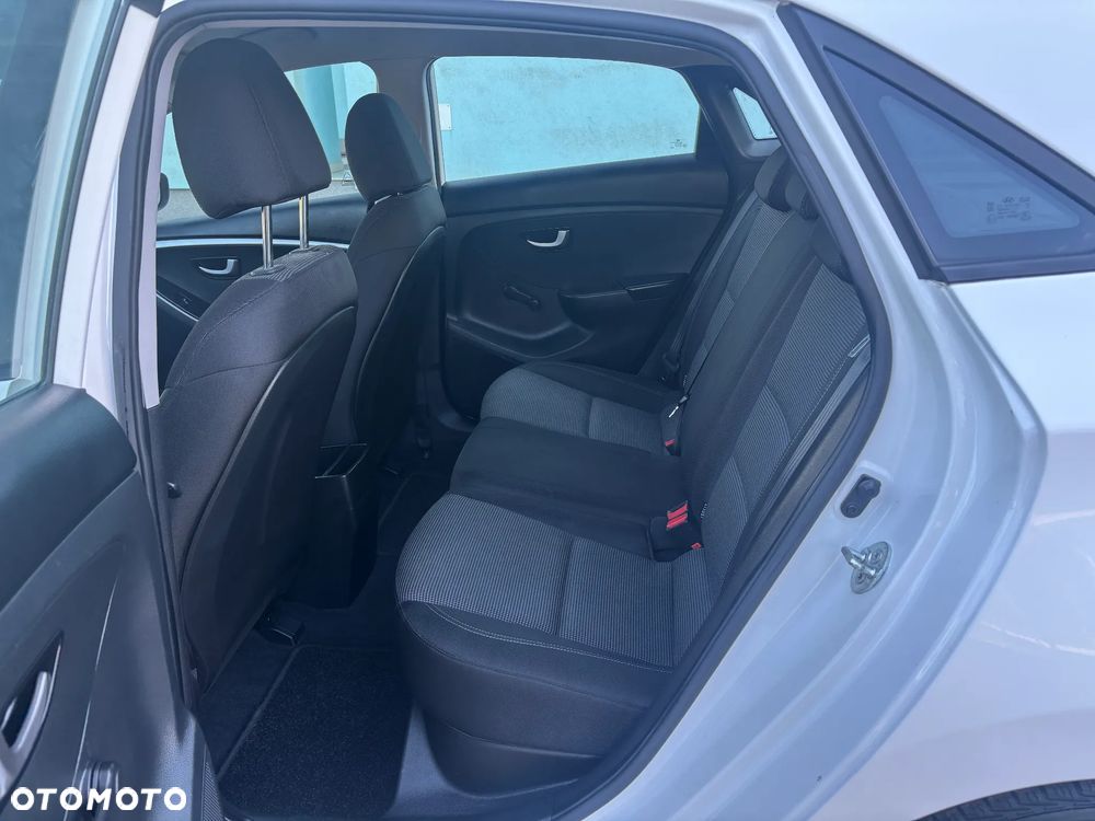 Hyundai i30 1.4 Style - 14