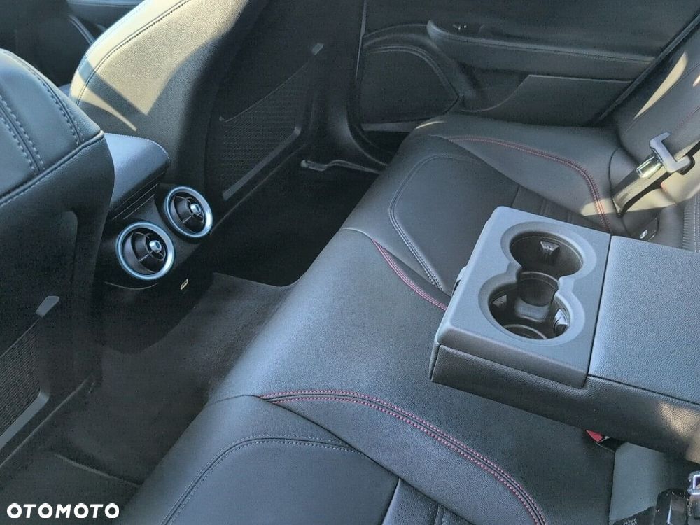 Alfa Romeo Giulia 2.0 Turbo Competizione Q4 - 17