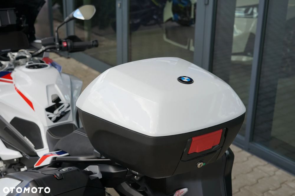 BMW S - 36