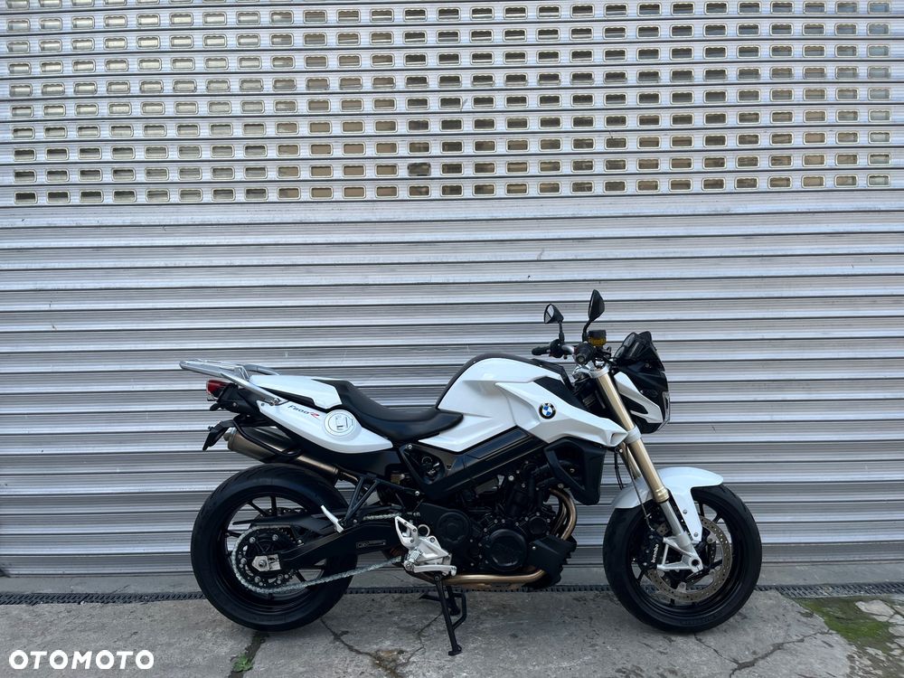 BMW F - 24