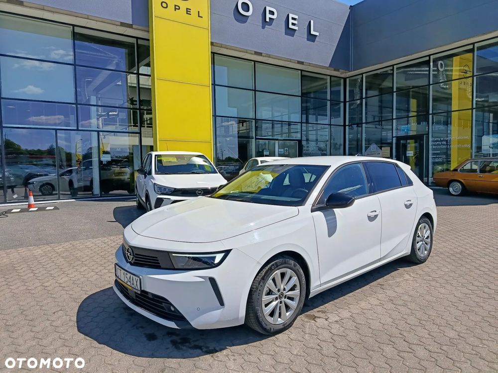 Opel Astra 1.2 T Business Edition S&S - 1