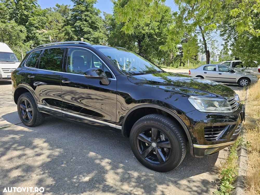 Volkswagen Touareg V6 TDI BMT Supreme Plus - 3