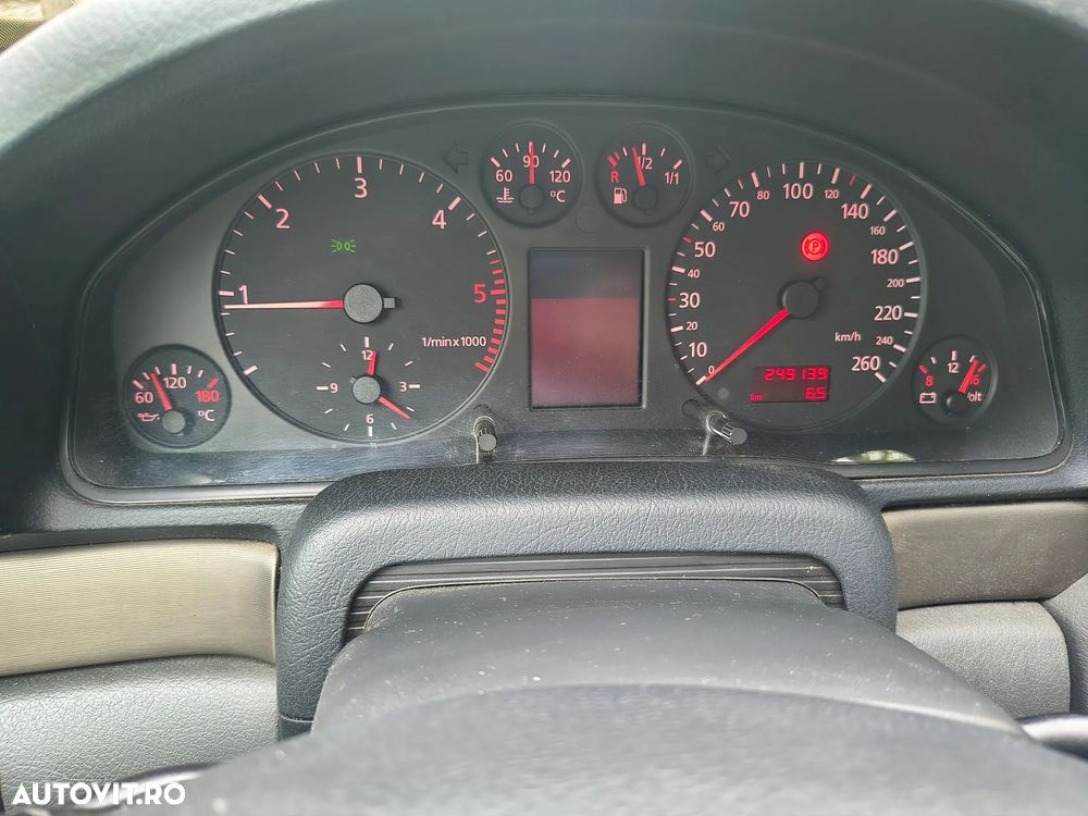 Audi A4 Limuzina - 9