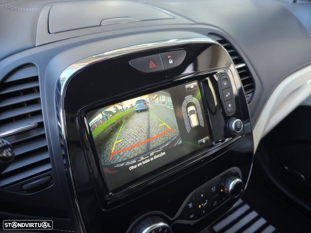 Renault Captur 1.5 dCi Initiale Paris - 17