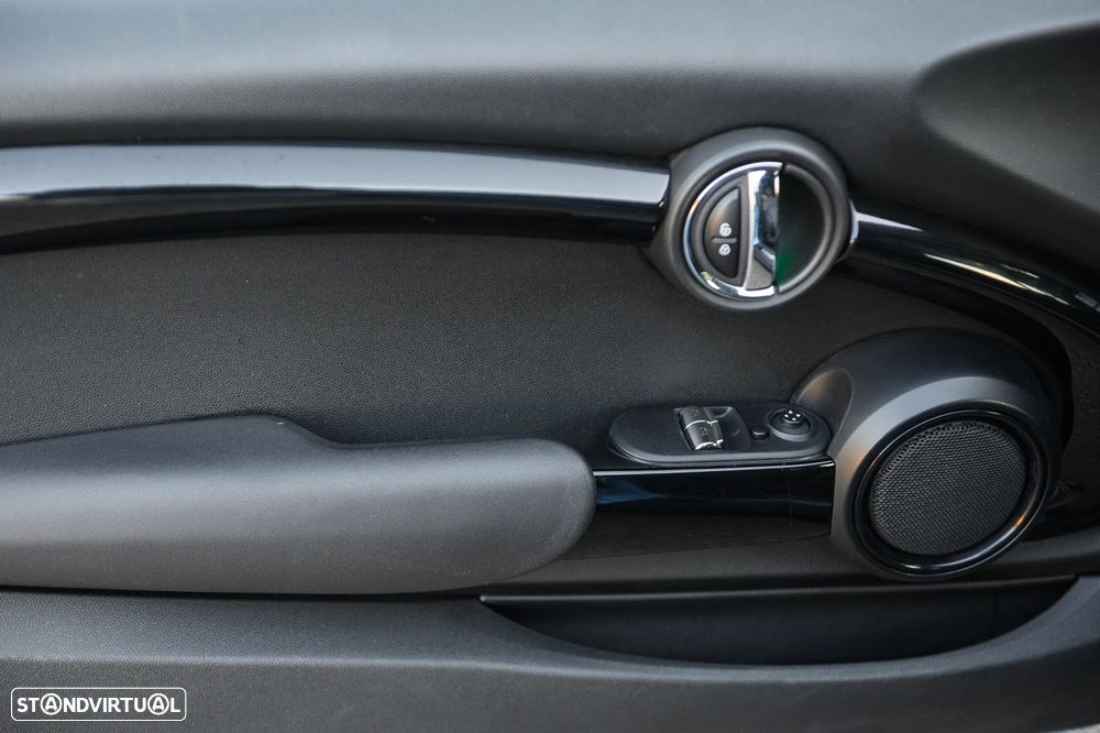 MINI 3 Portas Cooper D - 15