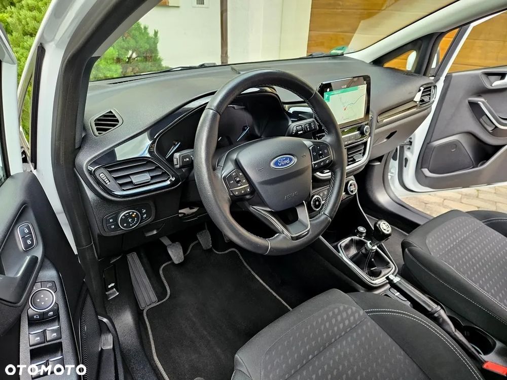Ford Fiesta 1.5 TDCi S&S TITANIUM - 18