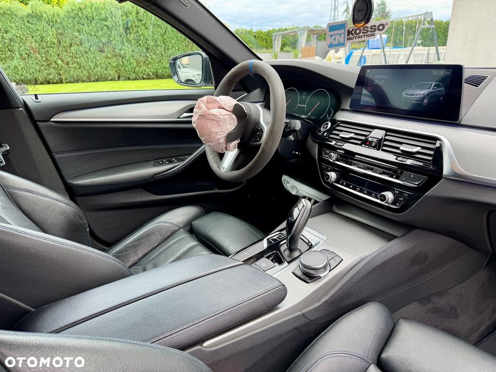 BMW Seria 5 540d xDrive M Sport sport - 23