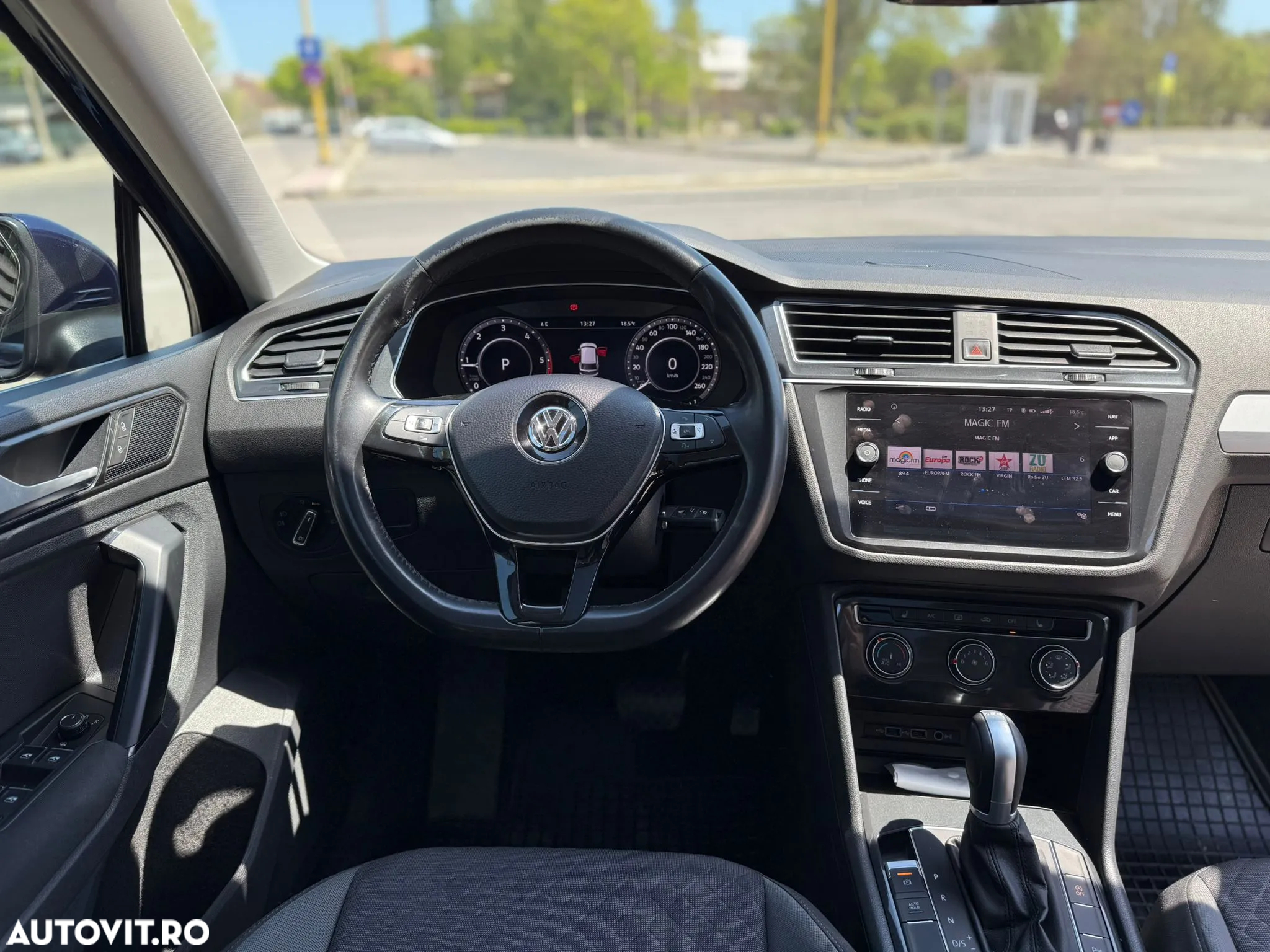 Volkswagen Tiguan 2.0 TDI DPF DSG Comfortline - 4