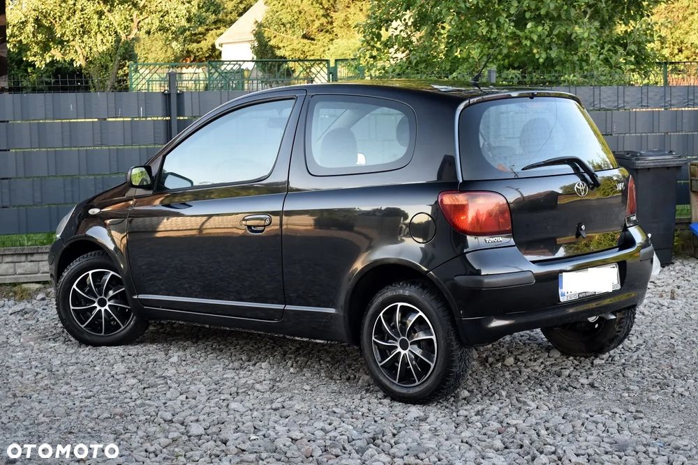 Toyota Yaris 1.0 Edition - 11
