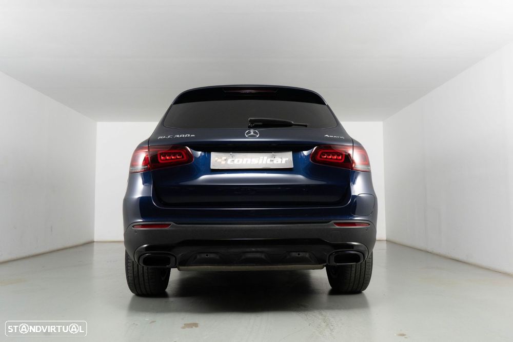 Mercedes-Benz GLC 300 e 4Matic - 4