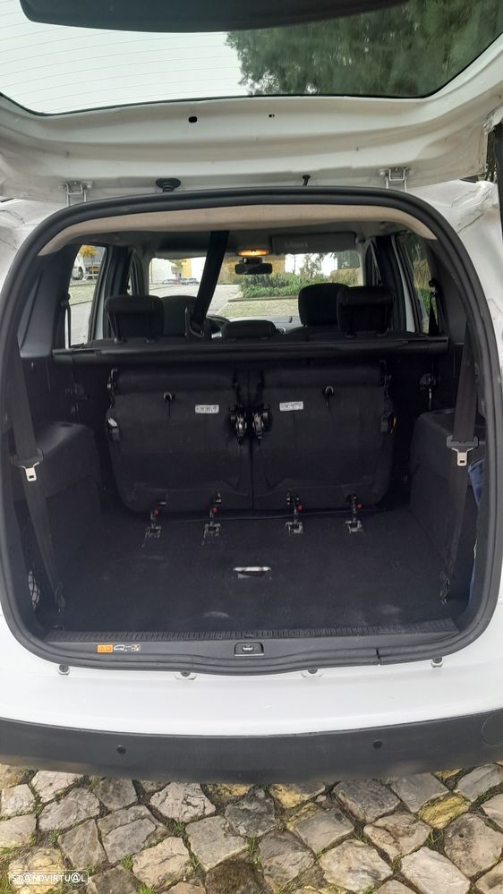 Dacia Lodgy 1.5 Blue dCi SL Go 7L - 9