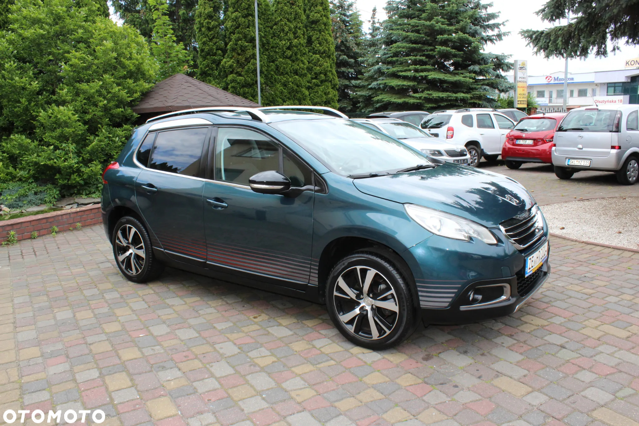 Peugeot 2008 - 10