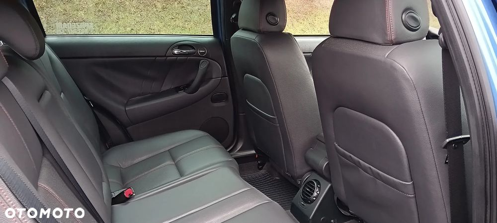 Alfa Romeo 147 1.6 Twin Spark Black Line - 16