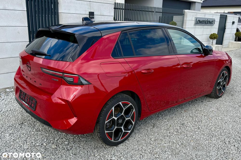 Opel Astra 1.6 T Plug-in Hybrid GS Line - 4