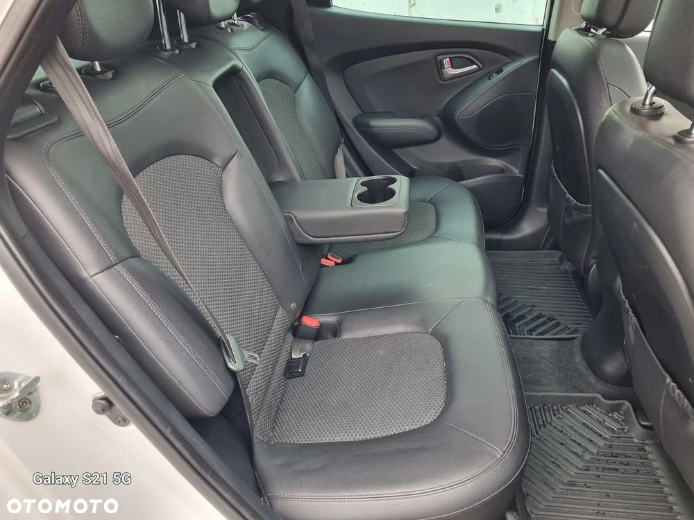 Hyundai ix35 1.6 2WD blue Style - 16