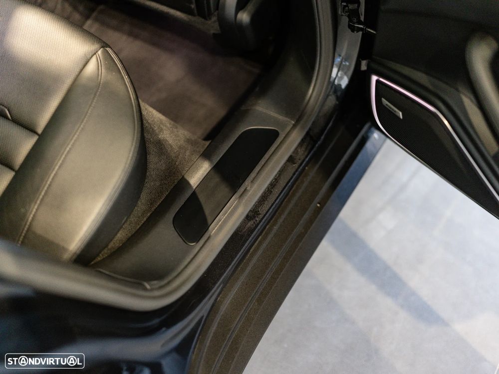 Porsche Panamera Sport Turismo 4 E-Hybrid Platinum Edition - 50