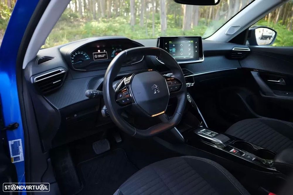 Peugeot e-2008 Style - 18