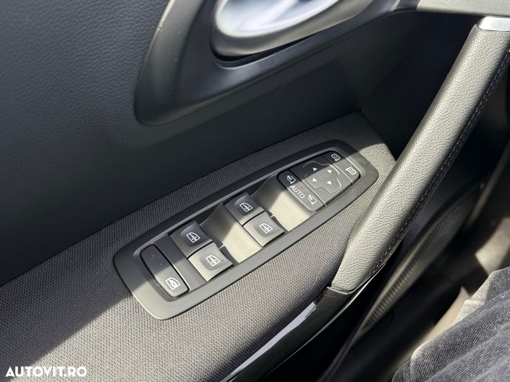 Renault Kadjar TCe 140 GPF BUSINESS EDITION - 24