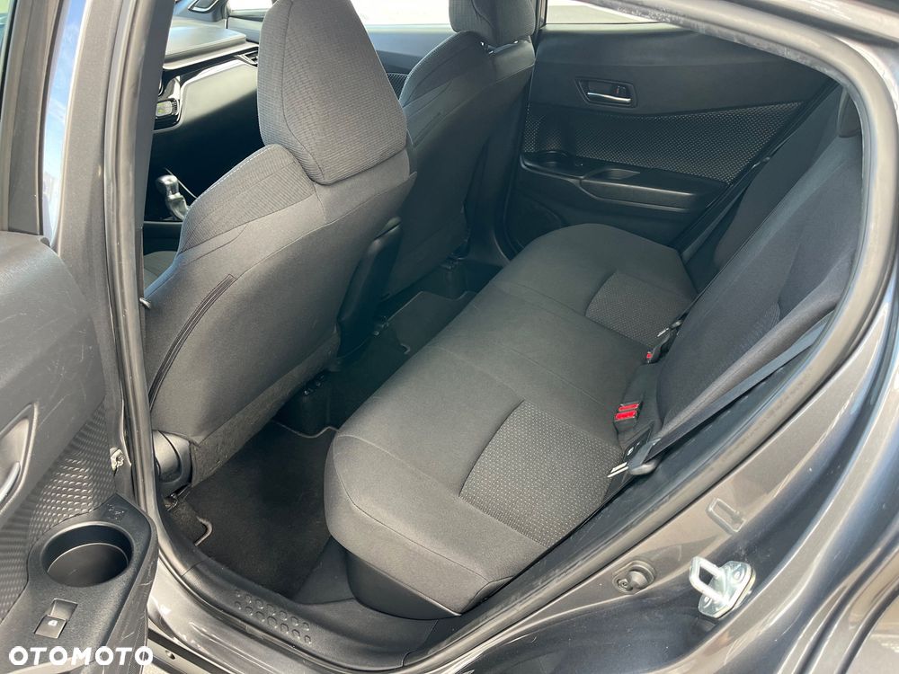 Toyota C-HR Flow - 30