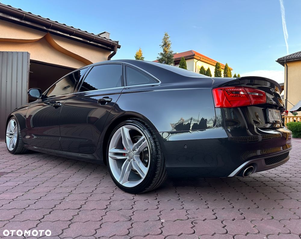 Audi A6 - 4