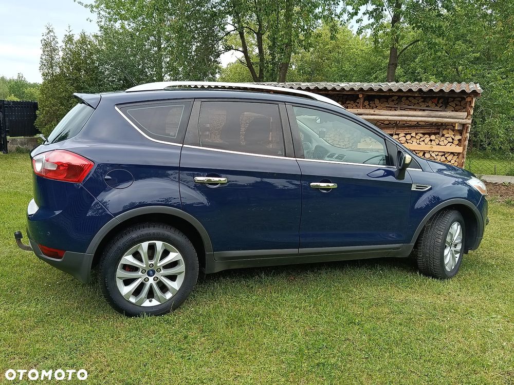Ford Kuga 2.0 TDCi 4x4 Titanium - 4