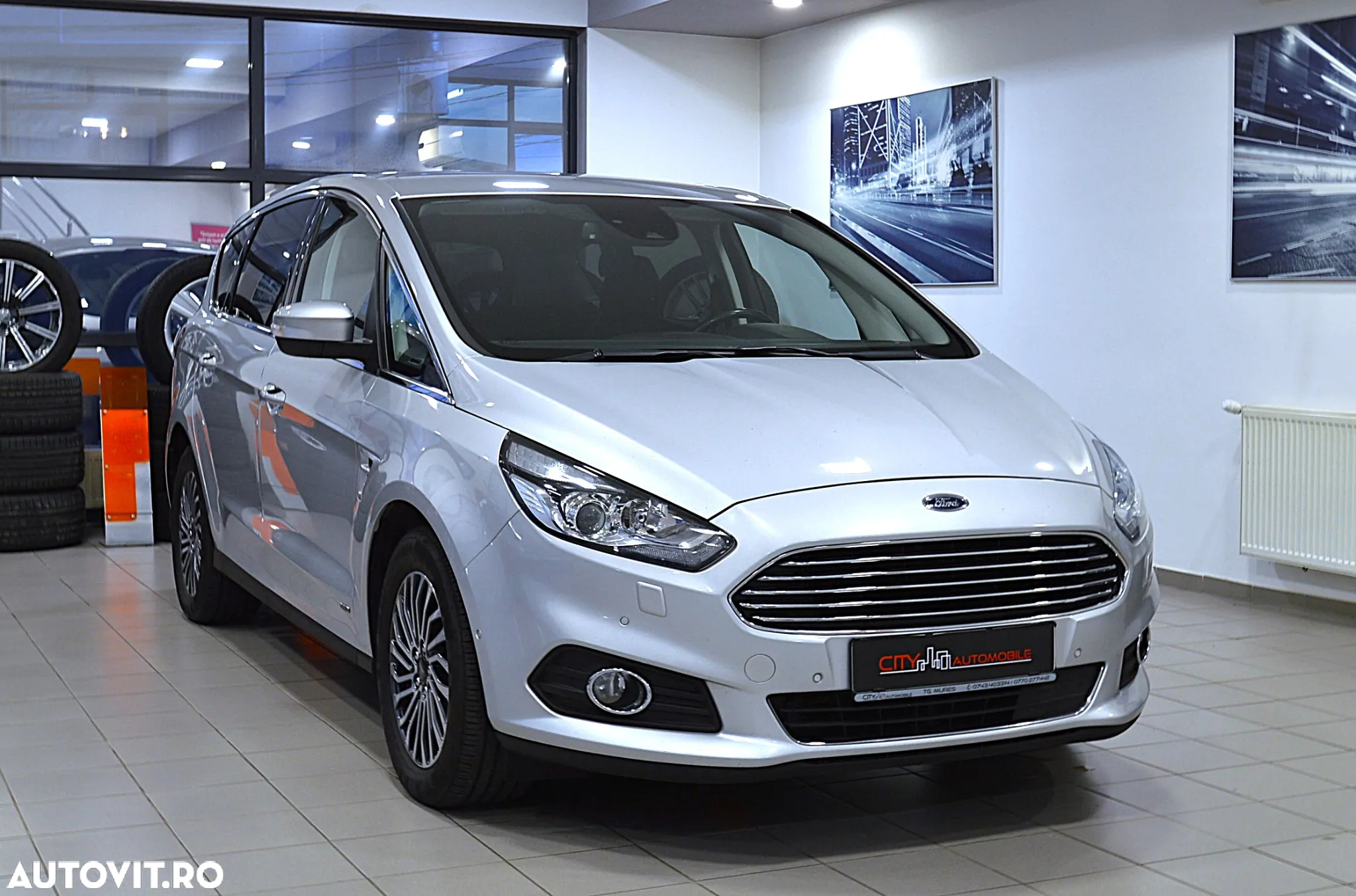 Ford S-Max 2.0 EcoBlue Allrad Aut. TITANIUM - 3