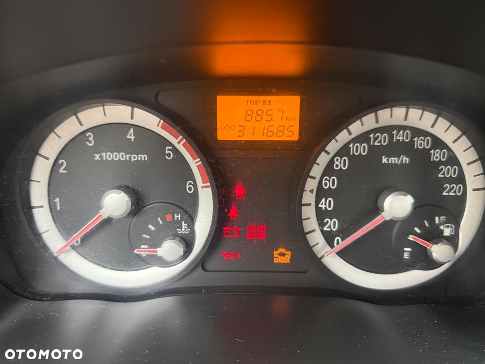 Kia Rio 1.5 CRDi City - 12