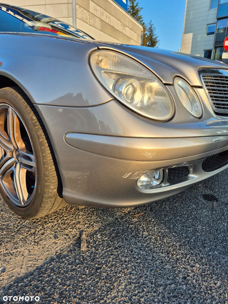 Mercedes-Benz Klasa E 200 Kompressor Automatik Classic - 24