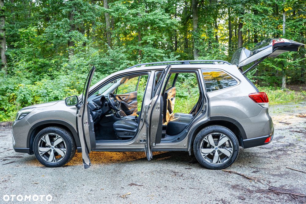 Subaru Forester 2.0i-L Platinum (EyeSight) Lineartronic - 10