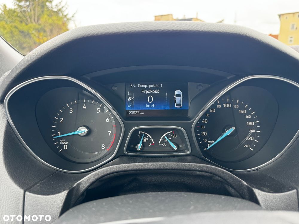 Ford Focus 1.0 EcoBoost Start-Stopp-System ST-LINE - 25