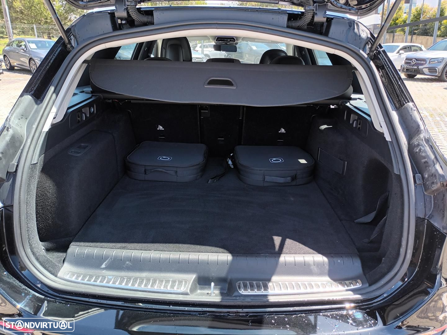 Mercedes-Benz C 300 e Avantgarde - 12