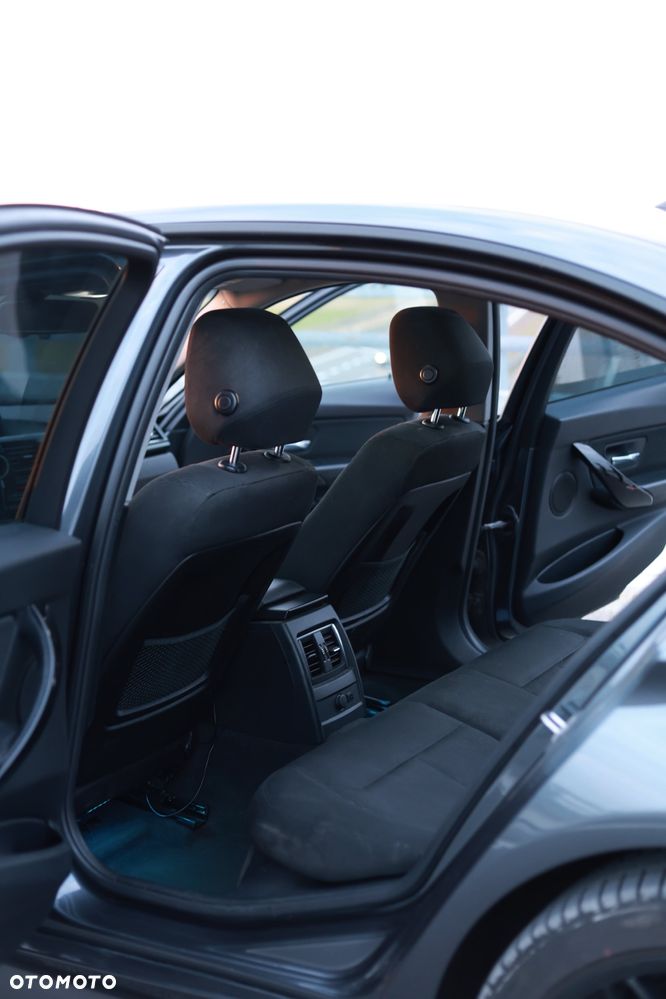 BMW Seria 3 318d Advantage - 12