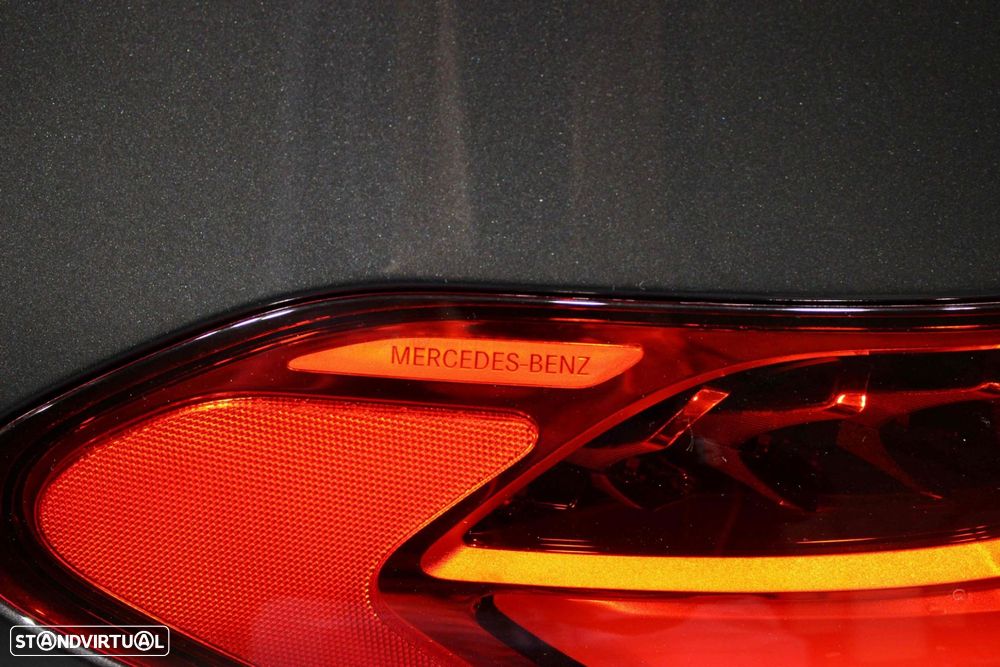 Mercedes-Benz C 300 de AMG Line - 12