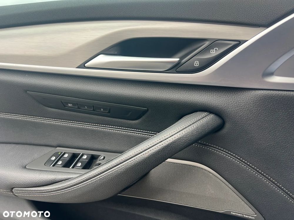 BMW Seria 5 - 29