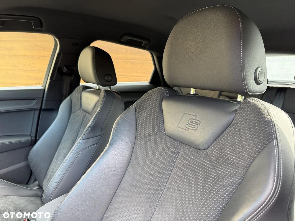 Audi Q3 Sportback 40 TDI quattro S tronic S line - 37