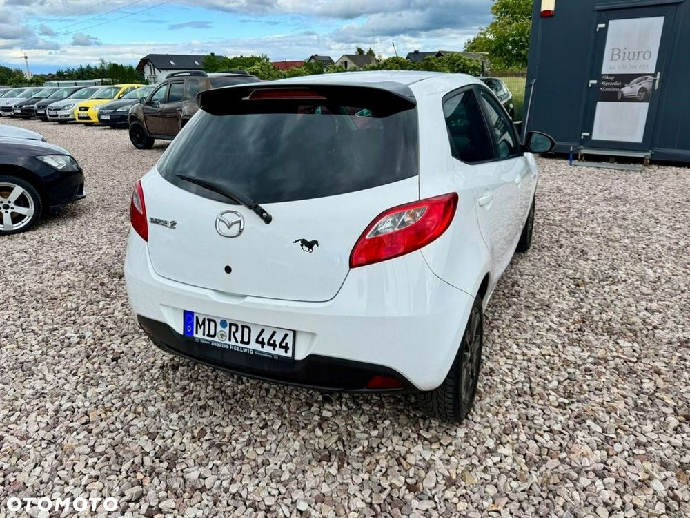 Mazda 2 - 5