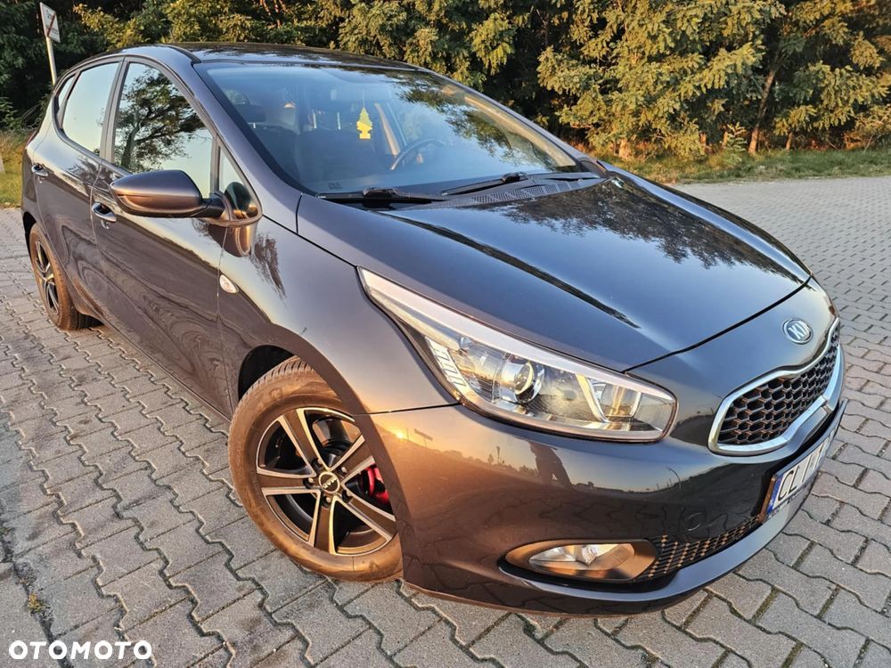 Kia Ceed - 7