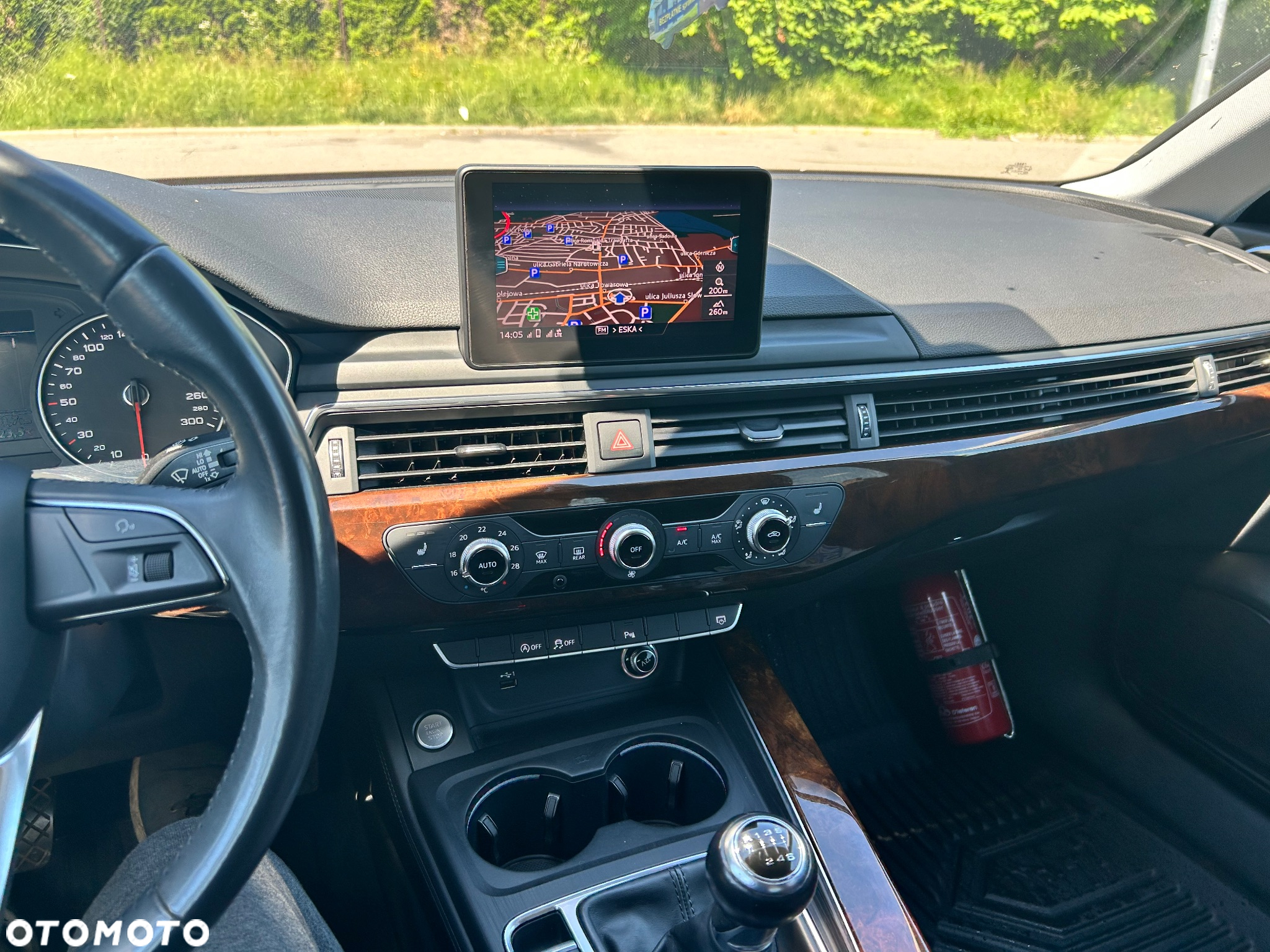 Audi A4 ver-avant-2-0-tdi-ultra - 10