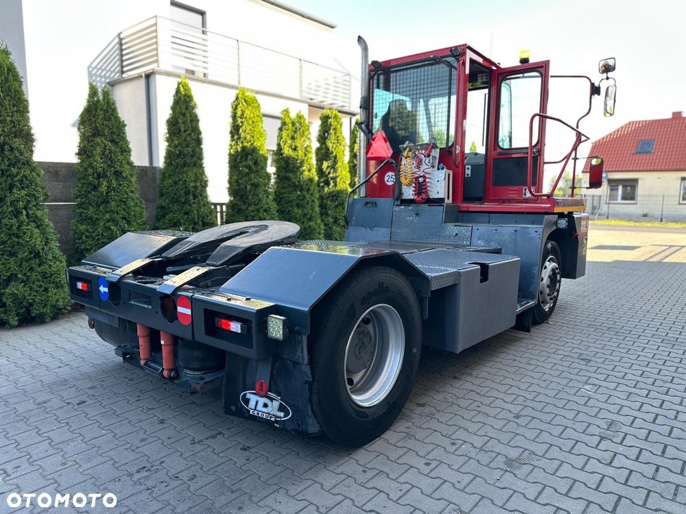 Mol YM225 - 3