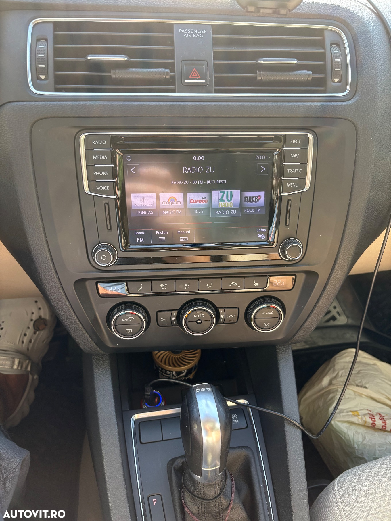 Volkswagen Jetta 2.0 TDI DSG Highline - 18