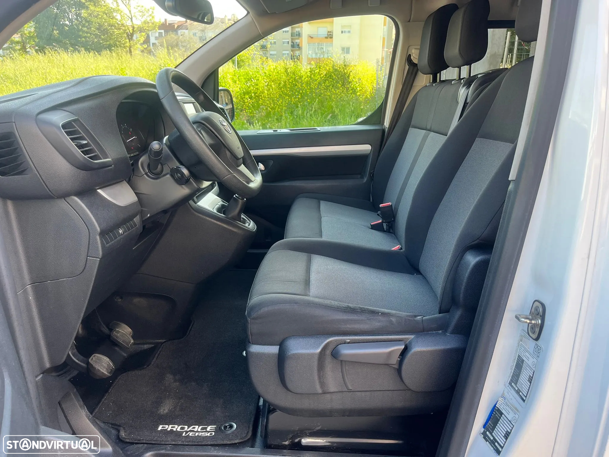 Toyota Proace Verso 1.5 D-4D L3 (LONGA) - AC - 9 LUGARES - 24