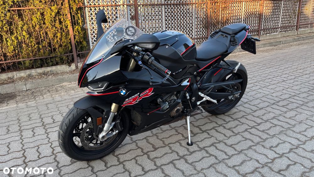 BMW S - 2