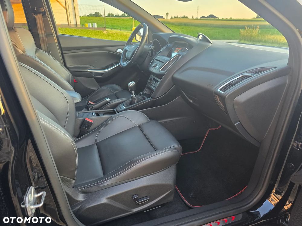 Ford Focus - 29
