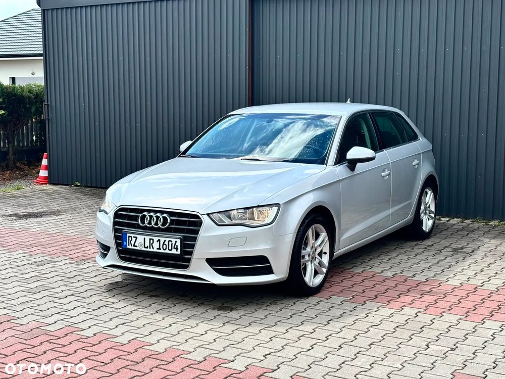 Audi A3 Sportback 2.0 TDI (clean diesel) S tronic Ambiente - 4